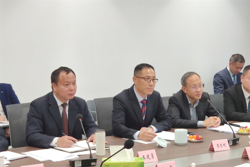 公开信息按发布时间滚动