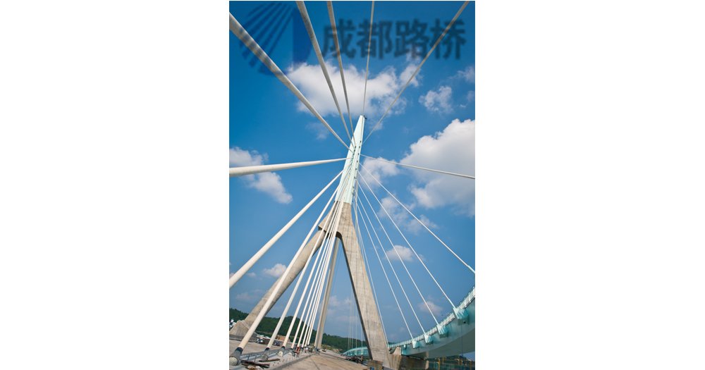 绵阳市城南新区一号桥工程位于绵阳城南