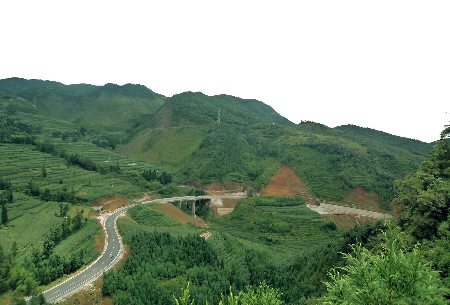 西藏“4.25”地震灾后交通恢复重建