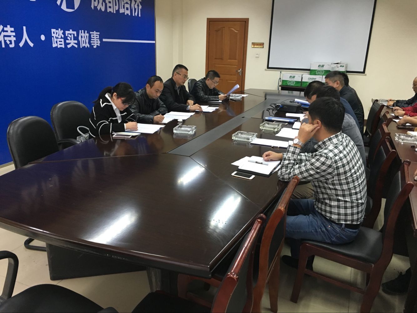 乐动平台网站登录入口帮助中心总经理王