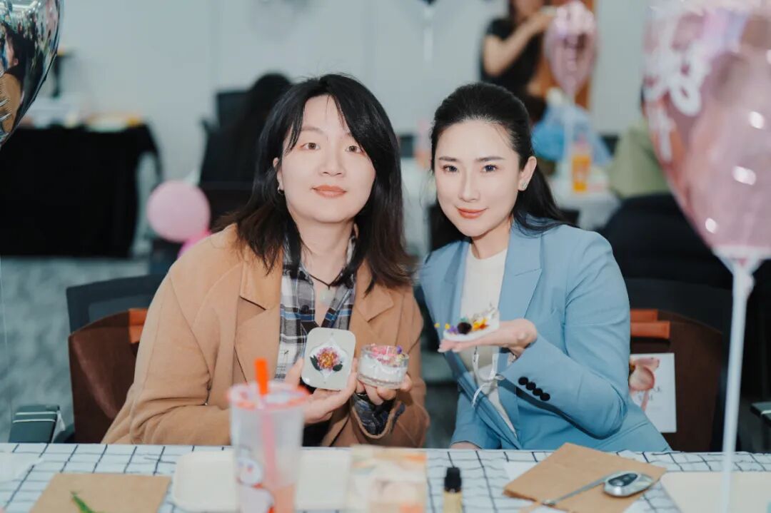 春风如你 熠熠芳华∣祝全体女同胞节日快乐! 共庆专属佳节